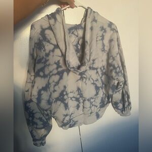 Z Supply blue and white tie dye sweat set. Size XS hoodie. Size S shorts.
